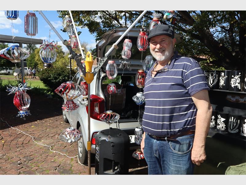 The annual memorial walk at the MOTH Cottages complex brought together veterans, residents and supporters in remembrance of former servicemen.