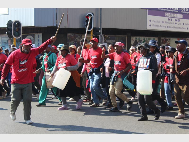 MECSU strike enters 10th month as workers demand permanent jobs
