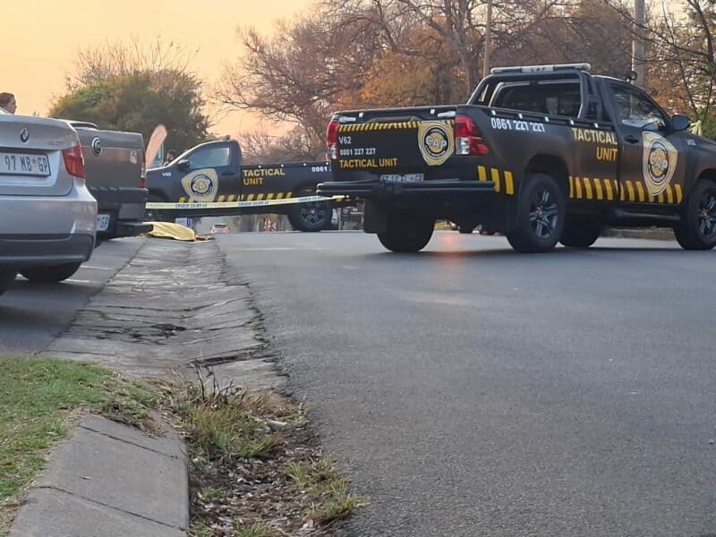 A hijacking attempt outside a business in Edenvale escalated into a shooting, with emergency services confirming one death.
