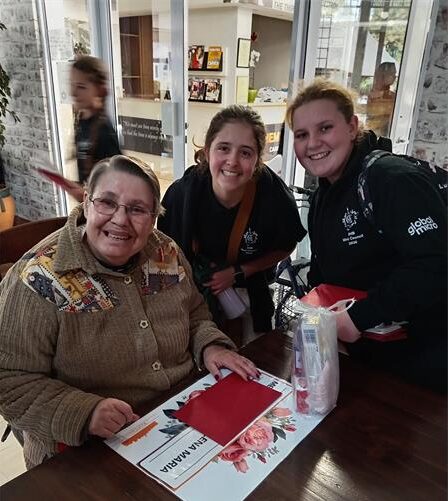 Johannesburg Mini Council spreads joy at Thembalami Care Centre