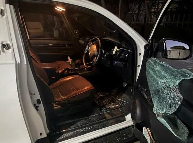 Motorist loses her life after a rock-throwing incident on the Van Der Linde Bridge crossing the R24 highway.