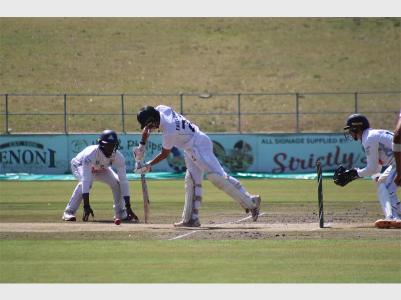 Sabelo Mabanga scored an unbeaten 74, while Amaan Khan was not out on 55.