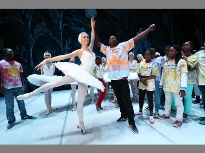 A DAY TO REMEMBER: St Petersburg Ballet Theatre ballerina and Nkosikhona Ndebele from the Tsogo Sun, SunCares Arts Academy student from Diepsloot Secondary Nr3 SunCares Arts Academy students with the St. Petersburg Ballet Theatre cast