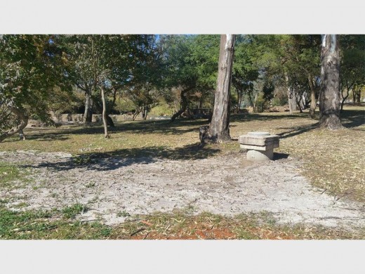 SEWAGE: Sewage overflow next to the Klein Jukskei in October last year.