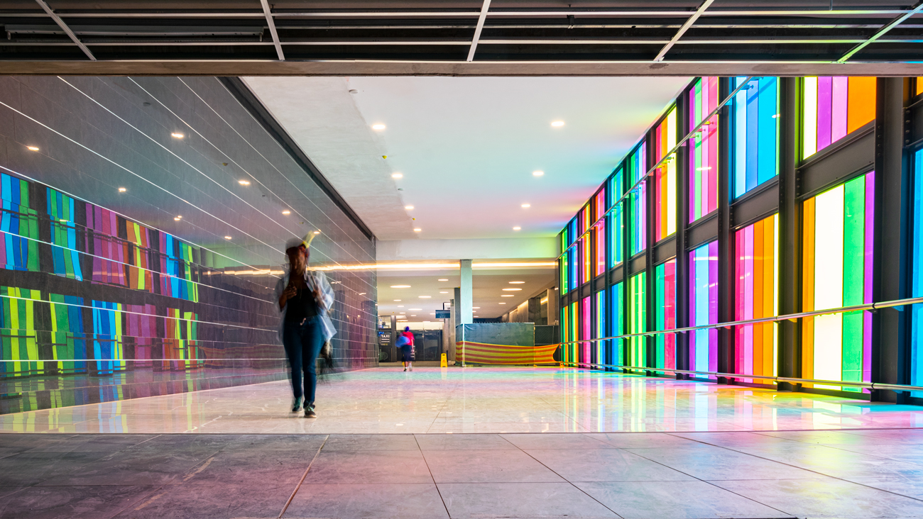 23-05-19-Glass-passage