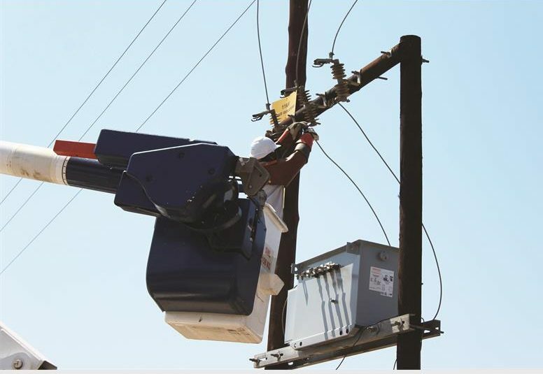 Eskom confirms that power has been restored in a number of Fourways areas that were in the dark today.