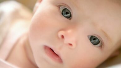 When will my baby’s eyes begin to change colour?