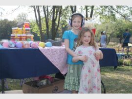 P11AngieandEmily_10898