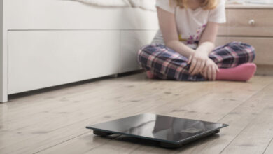 Eating disorders in kids: Symptoms and treatment