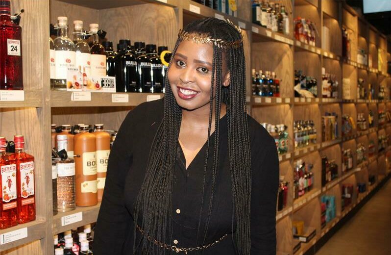 Stellenzicht Wines flies to Fourways for wine tasting at Norman