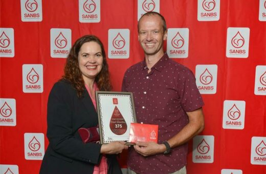 Award of 375 donations handed to Ludwig Vorndran by Dr Riana Cockeran.