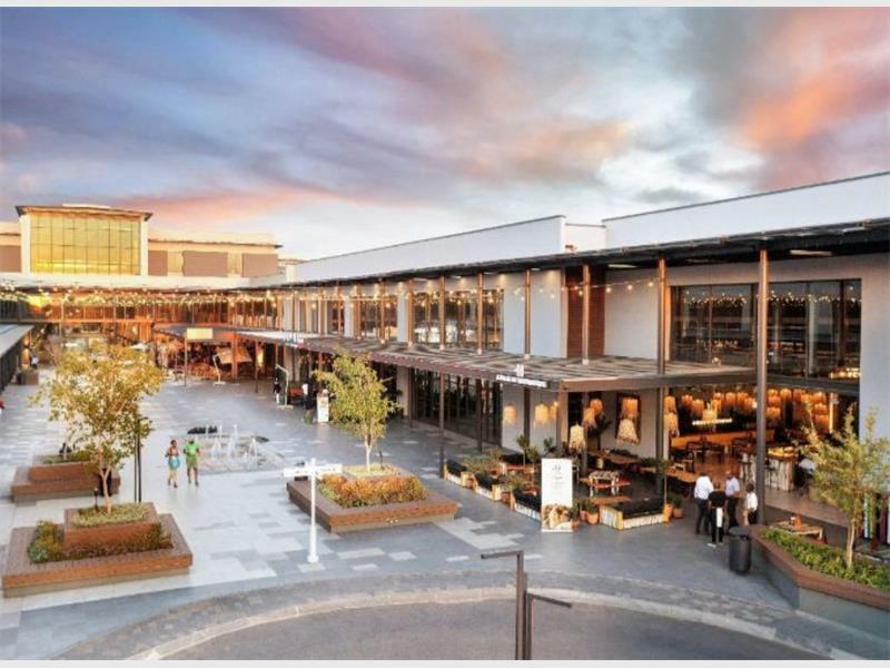 Pizza and Wine at Indaba Hotel.