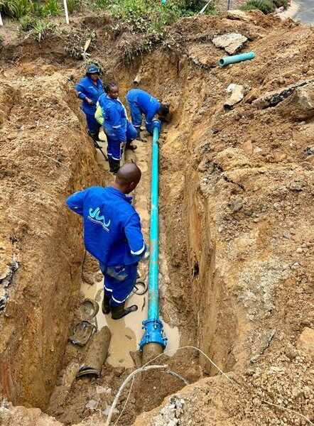 Ward 93 councillor Vino Reddy confirms he has called in a water tanker to help while the investigation continues.