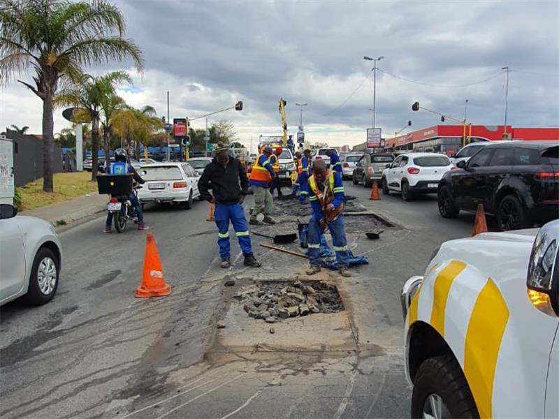 Why do potholes on Cedar and Uranium roads keep coming back? Residents say taxpayers deserve transparency and durable repairs.