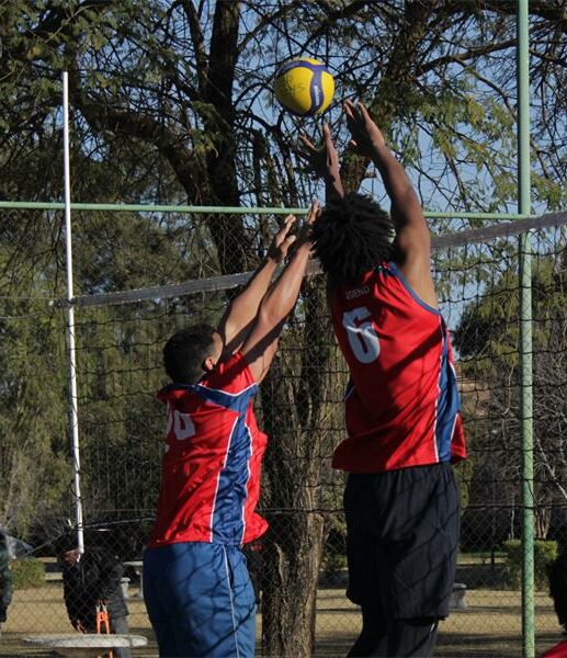 Competing against top teams from across South Africa and Africa, Fourways High’s volleyball squads demonstrated skill and resilience at the Mafikeng tournament.