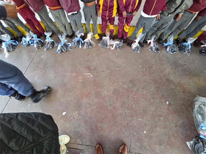 Walking the Walk initiative delivered 90 brand-new pairs of school shoes to Witkoppen Primary School.