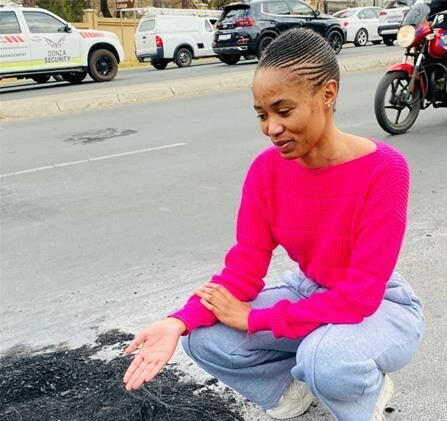 A day after a man died without receiving timely medical attention, Clay Oven residents gathered to get to the truth.