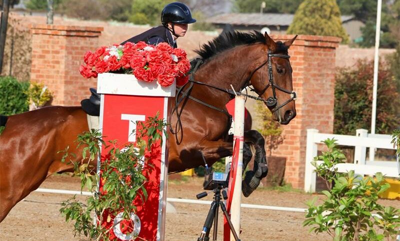 For Cathy Davies, being a rider’s mom means long hours, careful planning, and moments of both fear and pride.