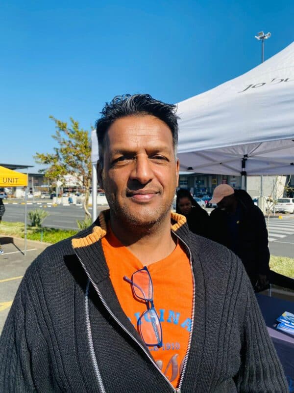 Two of Johannesburg’s busiest corridors are in chaos as Eskom fails to restore power to critical intersections, despite repeated reports.