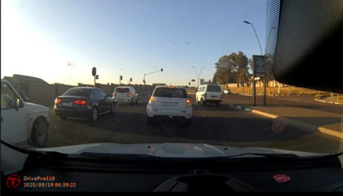 Fed-up Fourways residents are documenting taxi lawlessness daily, sending it straight to JMPD and ward councillors.