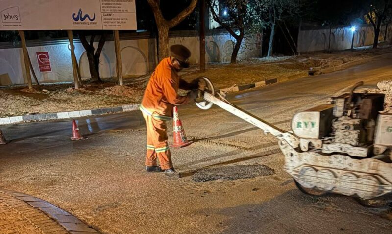 After JW repaired a valve leak, Johannesburg Roads Agency has now stepped in to repair potholes at the Poplar and Campbell roads circle.