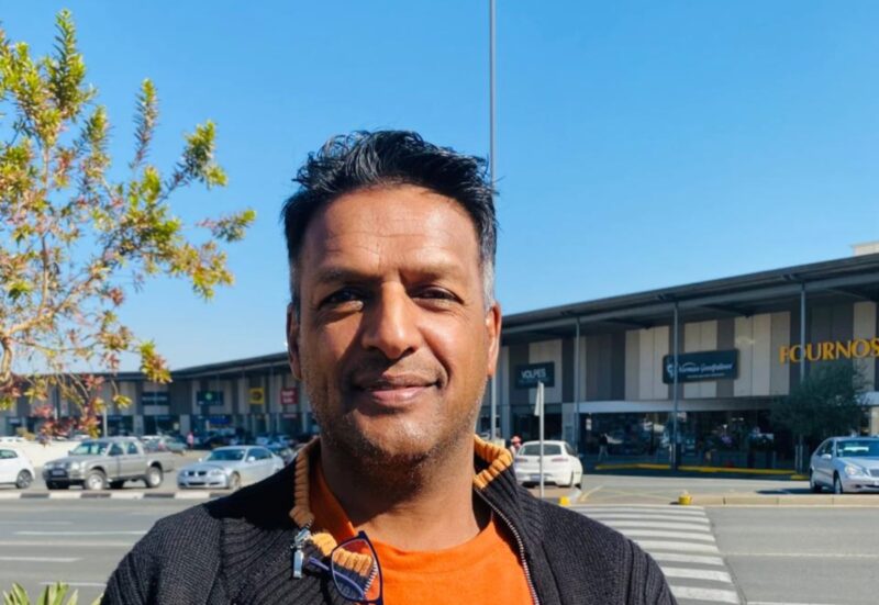 Councillor Vino Reddy calls on the community to take responsibility for shared spaces after noticing that people do not pick after their dogs.