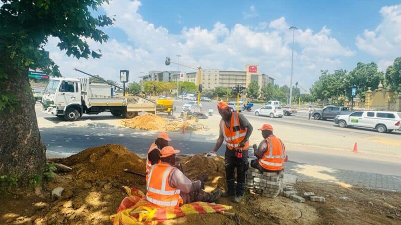 Motorists and pedestrians breathe a sigh of relief as traffic lights are restored and congestion eases at the busy Fourways intersection.