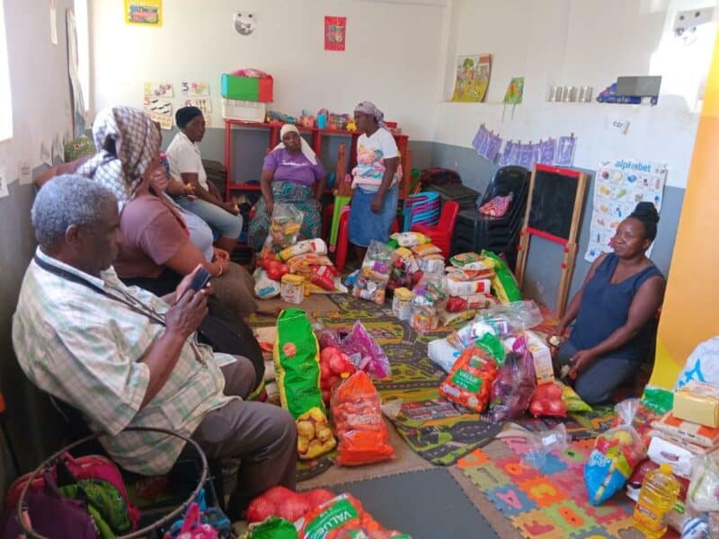 With food insecurity affecting thousands of South African families, the Starfish Greathearts Foundation observed World Food Day by providing support… One food parcel at a time.