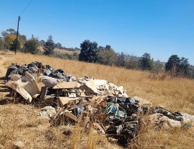 Frustrated residents say Pikitup failed to collect rubbish along Kindred Avenue. Waste is now spilling into the road.
