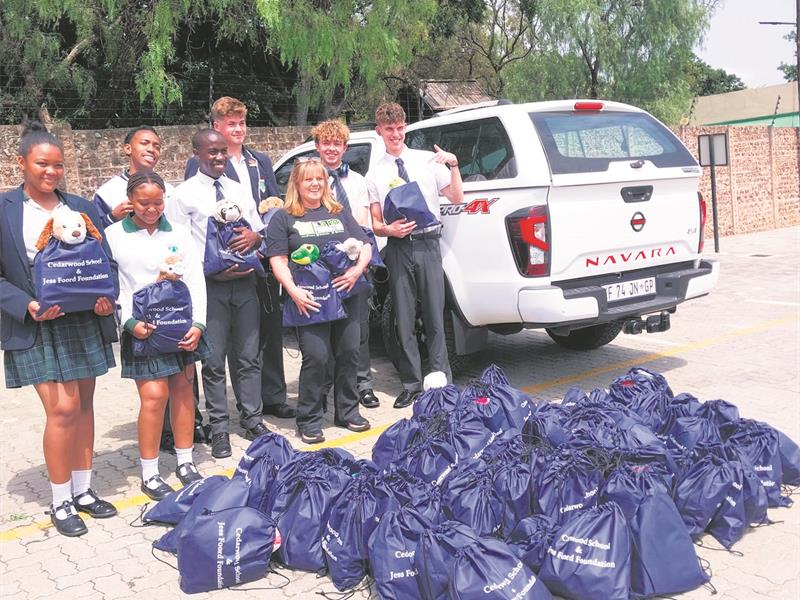 The learners filled 97 handbags with care items, bringing comfort and hope to children who have survived sexual abuse through the Jes Foord Foundation’s Handbag Project.