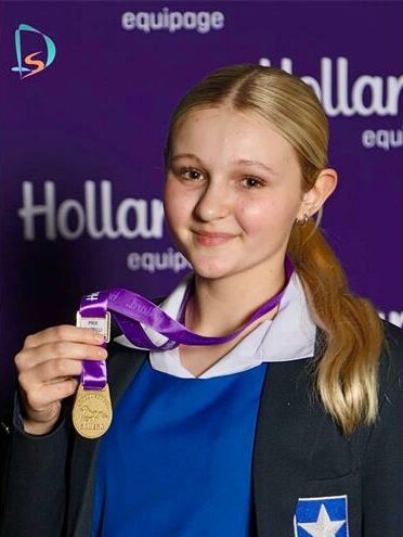 With determination, discipline, and a deep bond with her horse, Maverick’s Magic, young rider Emma has galloped to the top of the SANESA ranks, earning top provincial honours and the coveted Victor Ludorum title.