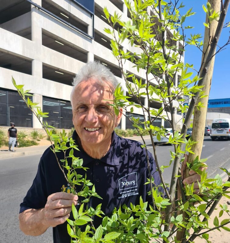 Ward 94 councillor David Foley welcomes the start of City Parks’ long-awaited tree-planting initiative in Fourways on September 15, 2025. Photo: Ditiro Masuku