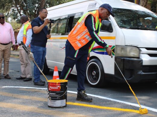 MMC Kenny Kunene doing road markings in Sunninghill on November 6, 2025, as part of Operation Restore. Photo: Ditiro Masuku