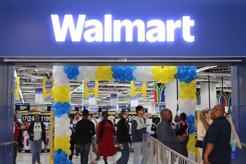 Walmart had everyone excited, when it announced that it was be opening its second store in Fourways Mall. Well, the day has comes, and the turnout reflected exactly how excited South Africa is to experience the Walmart magic.