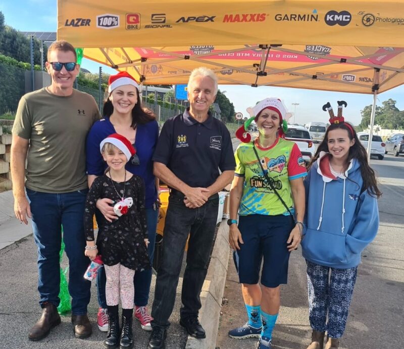 Cyclists commuting, mostly from Diepsloot to Fourways, received an unexpected dose of festive kindness when the club set up a roadside safety gear handout on Winnie Mandela Drive.