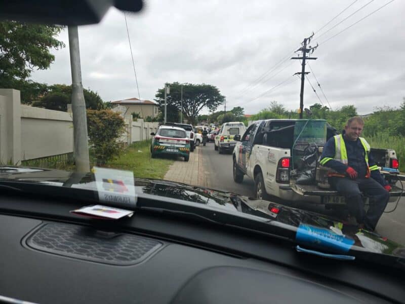 A shooting near the Willows Complex on Pine Road in Broadacres has left one suspect apprehended, one confirmed injured, and one still outstanding. Police and CPF members are continuing a search, and residents are urged to avoid the area and use Cedar Road instead.