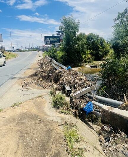 A Sunninghill resident who crosses the low-lying bridge daily says heavy rains and accumulating debris are making conditions increasingly dangerous for pedestrians, especially during flash floods.