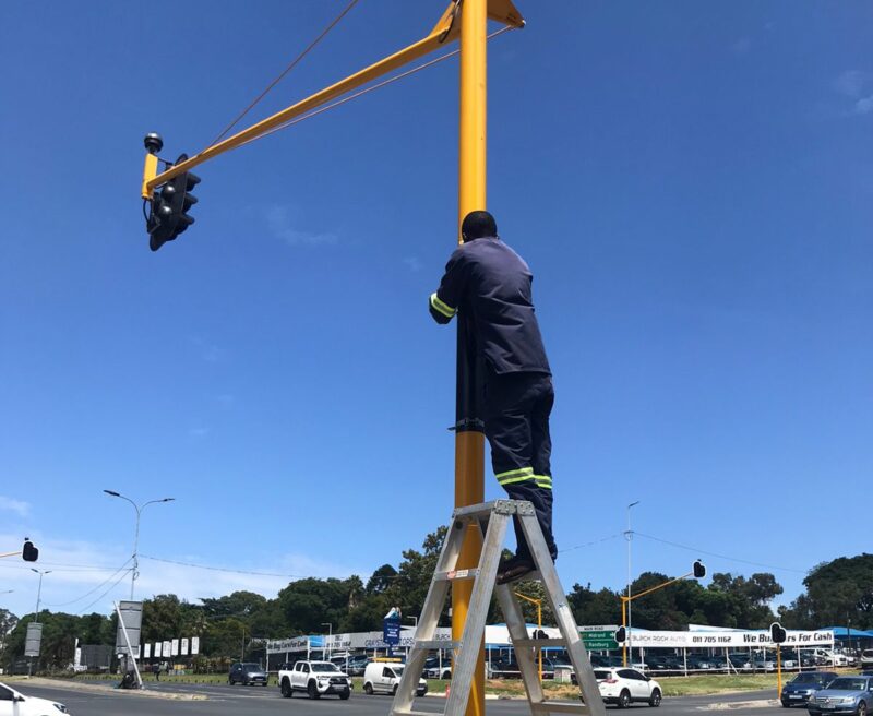 Relief for Fourways motorists as delayed upgrades resume at the Witkoppen and Main roads intersection, with councillor Vino Reddy hopeful the long-troubled traffic lights will soon operate reliably.