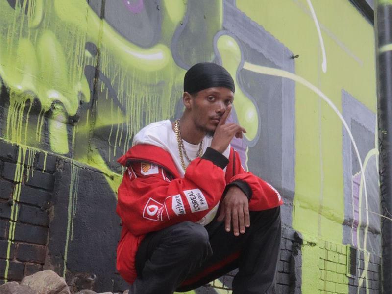 From cyphers in the streets, Jay Wrighteous is pouring his soul into music that hits deep. His new EP A Day in the Life mixes boom bap nostalgia with raw reflections on faith, struggle, and growth.