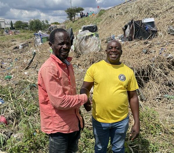 A community clean-up at a busy Fourways intersection has restored safety and dignity, with both residents and traders praising the transformation of the once overgrown and unsafe area.