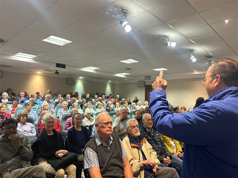 The packed meeting saw nearly 200 residents gather, ending with a surprise donation from an overjoyed resident to support community initiatives.