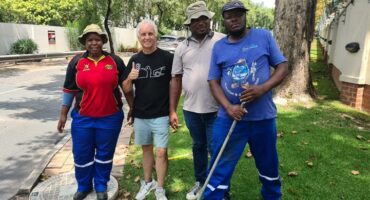 Ward 94 councillor David Foley with Johannesburg Water’s Zandfontein sewage team during an inspection near Forest Drive linked to Lonehill Dam pollution concerns on March 18, 2026. Photo: Ditiro Masuku