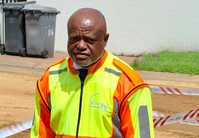 The leak was fixed in three days following a visit from mayoral candidate Helen Zille, while the City Mayor Dada Morero said Zille should’ve posed next to the excavation, instead of swimming in it.