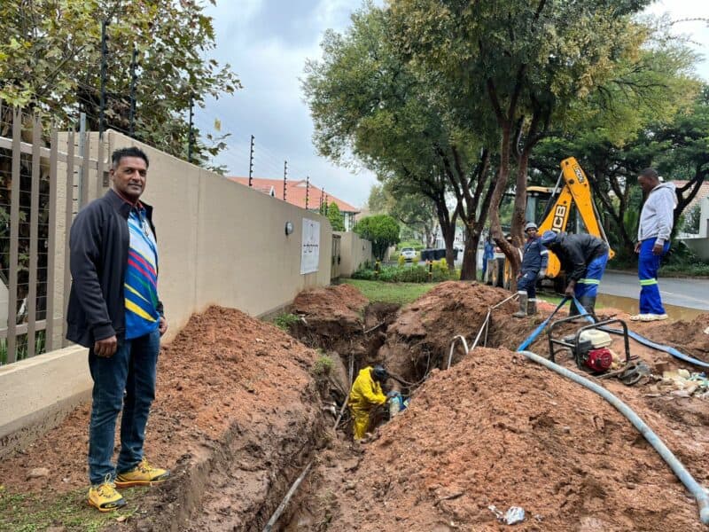 Ward 93 councillor was on site to ensure the work was carried out properly during a fourth repair attempt, as recurring disruptions frustrated residents.