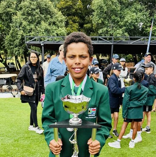 Young golfer Jules Blondeau-Benite showed outstanding composure under pressure, bouncing back from a difficult start in the final round to finish strong and continue his rise as one of South Africa’s most promising junior talents.