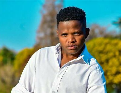 Drawing from life in rural villages, hostels, townships, and Johannesburg suburbs, young author and musician Sinelizwi Mbidana explores healing, spirituality, and the importance of living in the present moment in the book, The Innocent Present Moment.