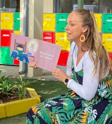 Kerry Chapman is reading her book, I Am Brave, during one of her readings and workshops around Fourways Pre-schools. Photo: Supplied