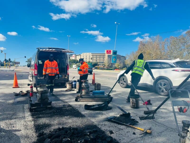 The sections of the busy road saw Discovery Pothole Patrol team hard at work, restoring worn surfaces as part of a wider maintenance drive aimed at improving road safety and drivability.