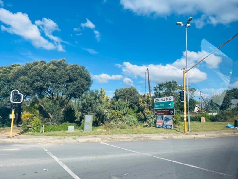 Questions to the Gauteng Roads and Transport Department remain unanswered as motorists continue battling congestion.