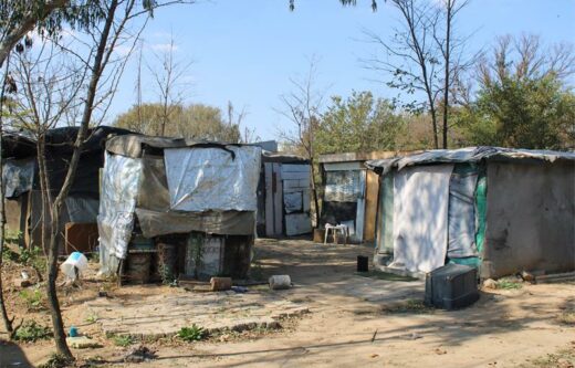 The informal settlement at the confluence of the Braamfontein and Sandspruit rivers on June 2, 2026. Photo: Ayanda Ntshingila